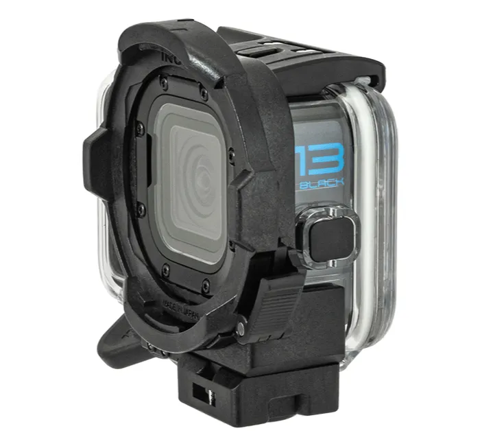 05_zd_front_mask_hero12_setup.webp