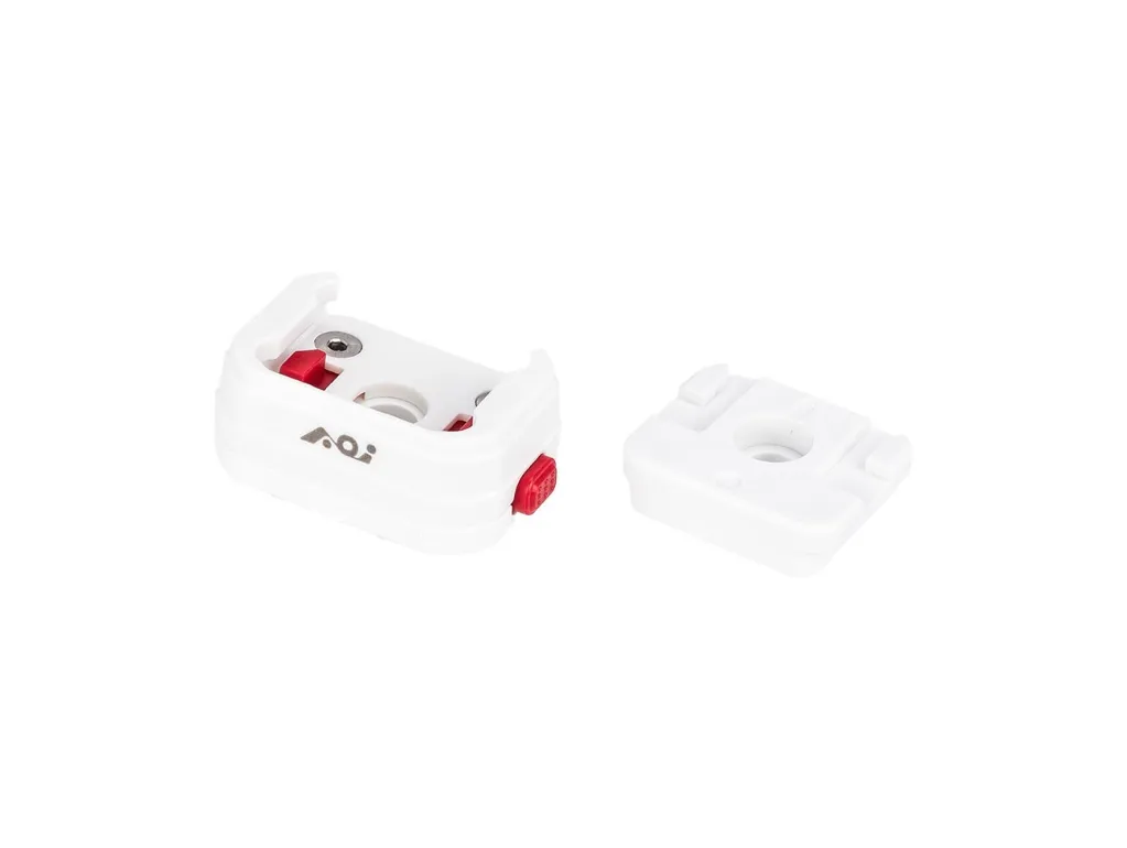 aoi_qrs-13-set-wht_3_2.webp