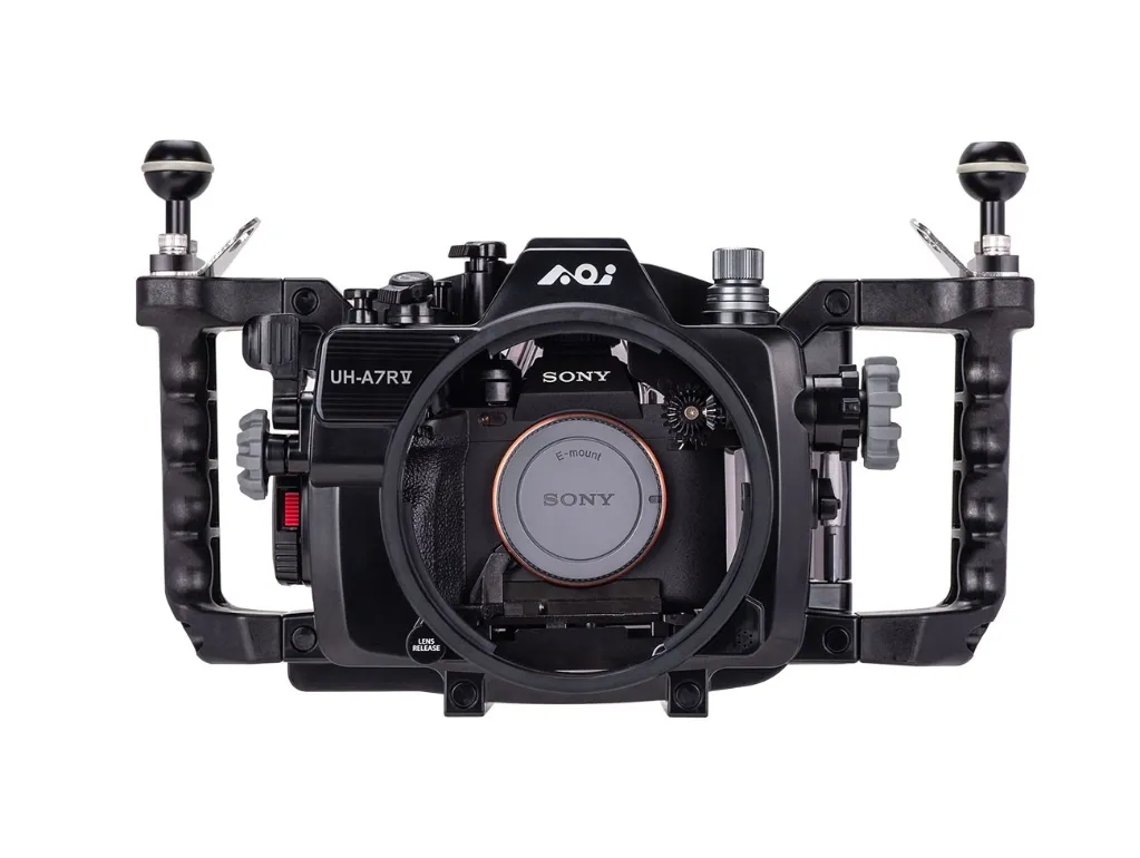 aoi_uh-a7rv_08.webp