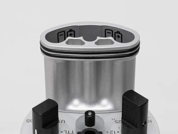8_Supercharger_battery_compartment_1_1024_grande.webp