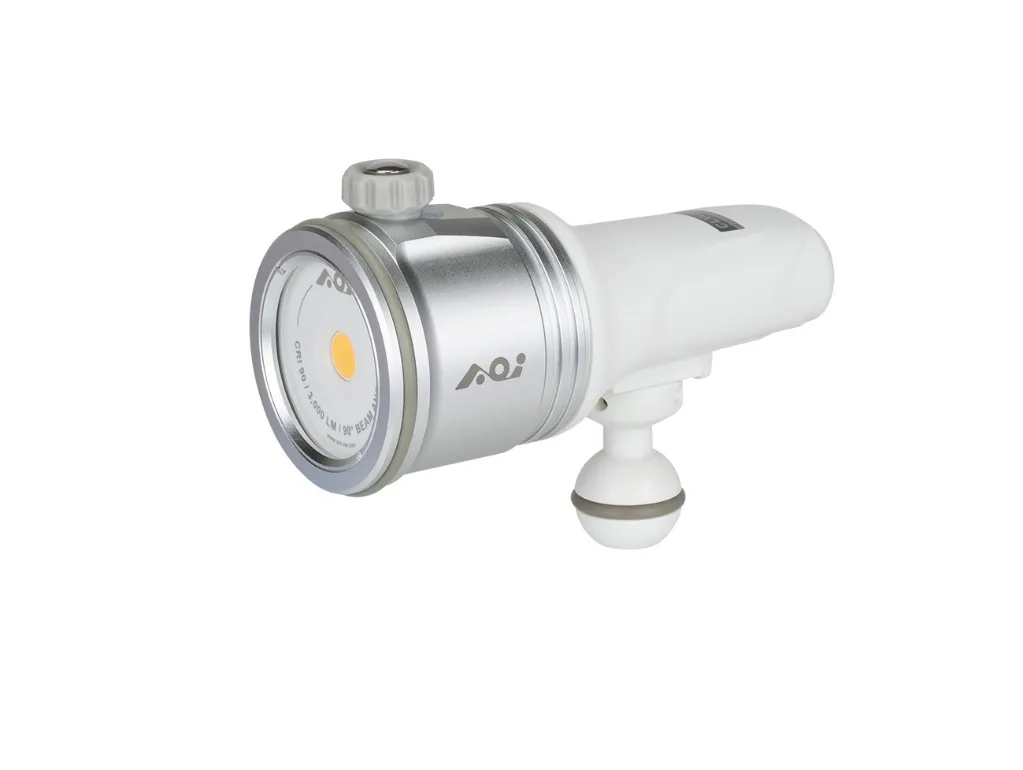 aoi_clv-202-wht-06 (2).webp