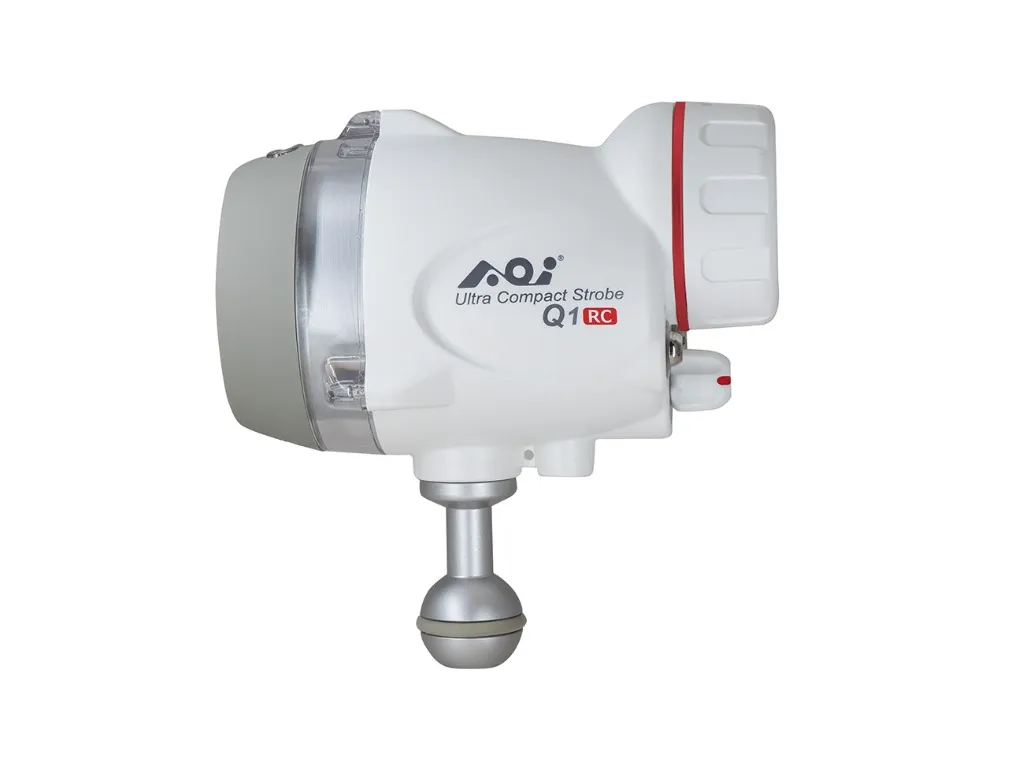 aoi_ucs-q1rc-wht-3.webp